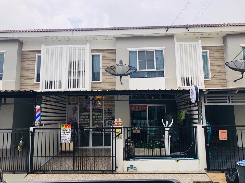 ขายบ้านทาวน์เฮ้าส์ 2 ชั้น หมู่บ้านพฤกษาวิวล์ 72 นครอินทร์-พระเงิน(รหัสทรัพย์ 2019179) ซ.วัดพระเงิน ต.ปลายบาง อ. บางกรวย จ. นนทบุรี