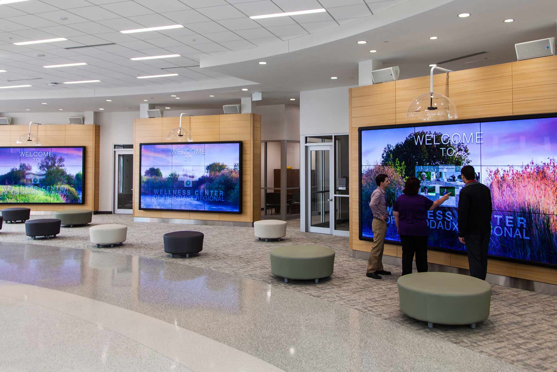 55 inch 1.7 mm videowall for Financial Center
