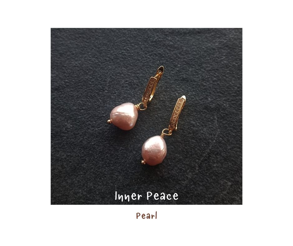 "Dazzling" 18K ต่างหูมุกแท้ทรงบารอค Natural Baroque Pearl 18K Hoop Earring