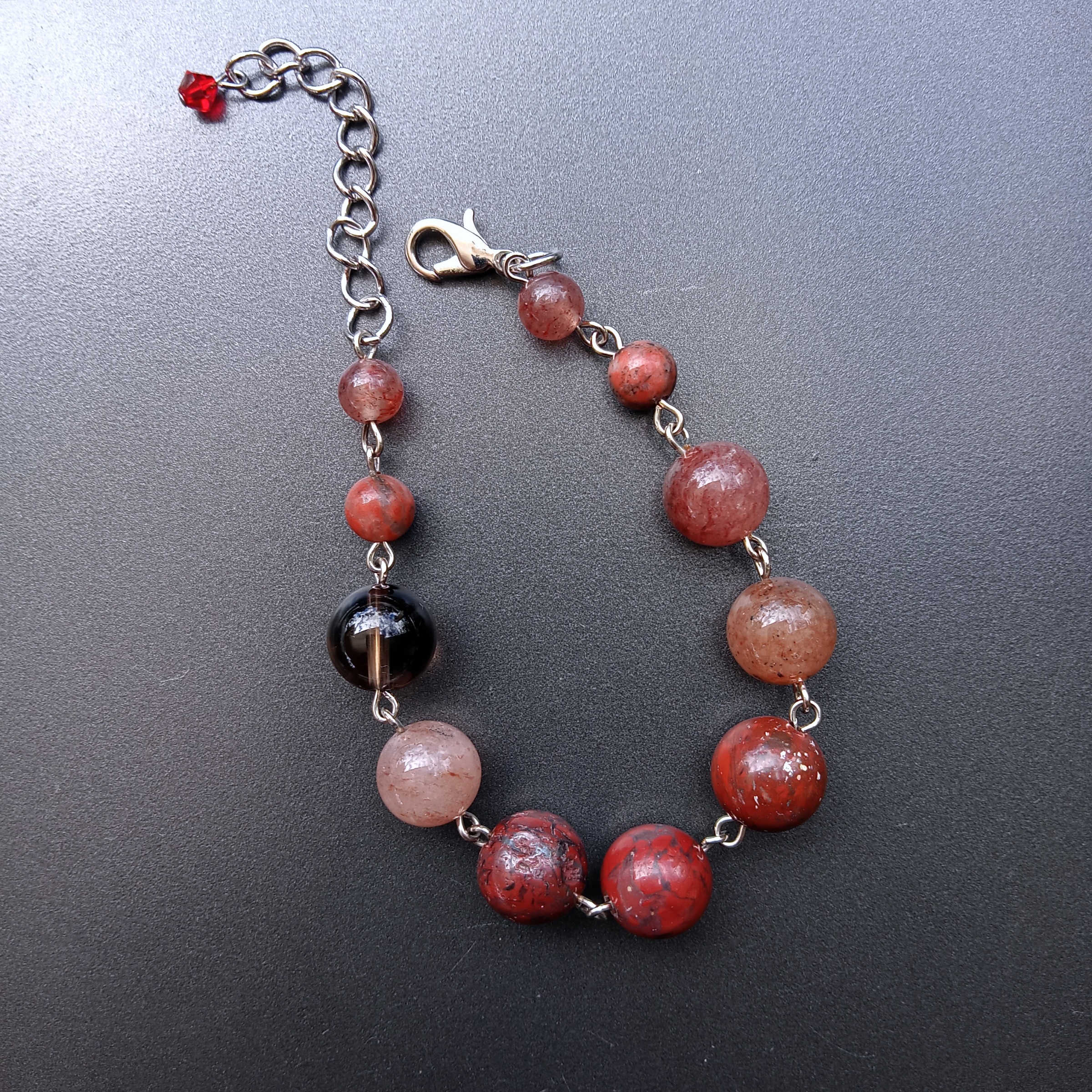สร้อยข้อมือหินแท้ "Connected" Self-Love Bracelet (For Healing & Protection)