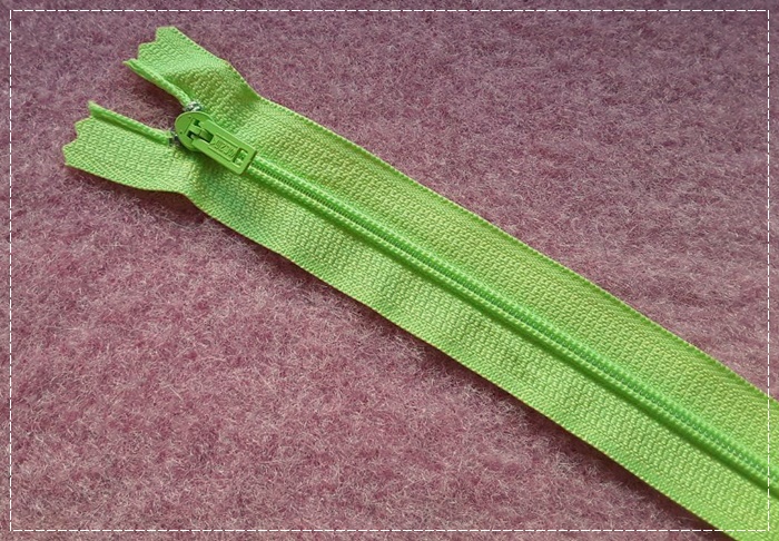 ซิปธรรมดา 8 นิ้ว สีเขียวมะนาว