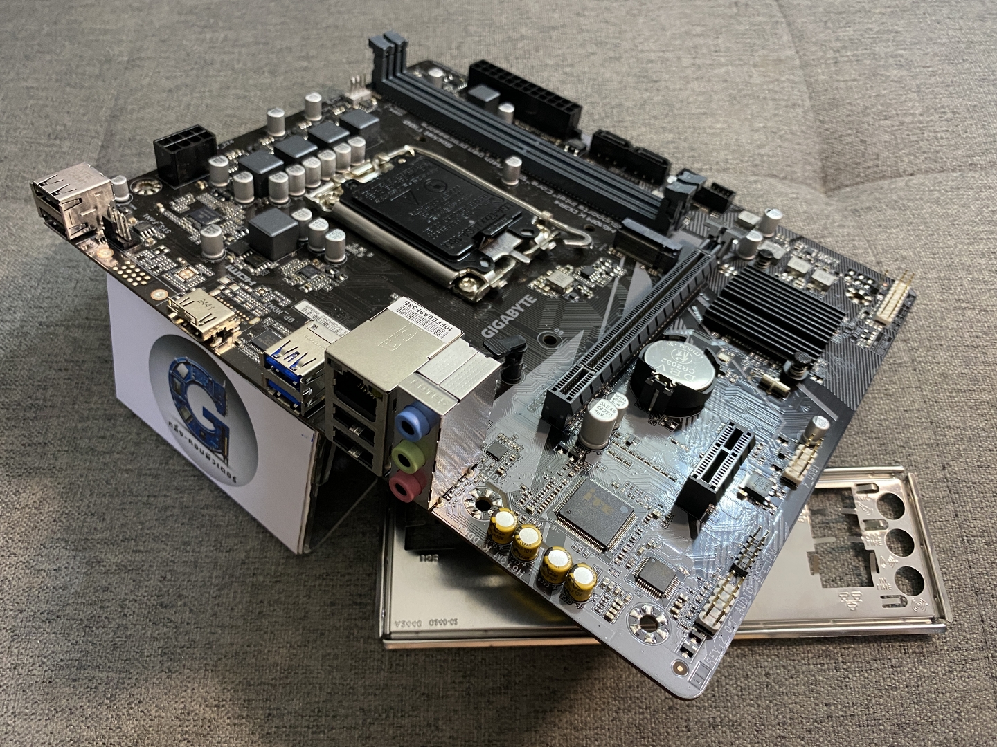 MAINBOARD INTEL LGA1700 GIGABYTE H610M K DDR4