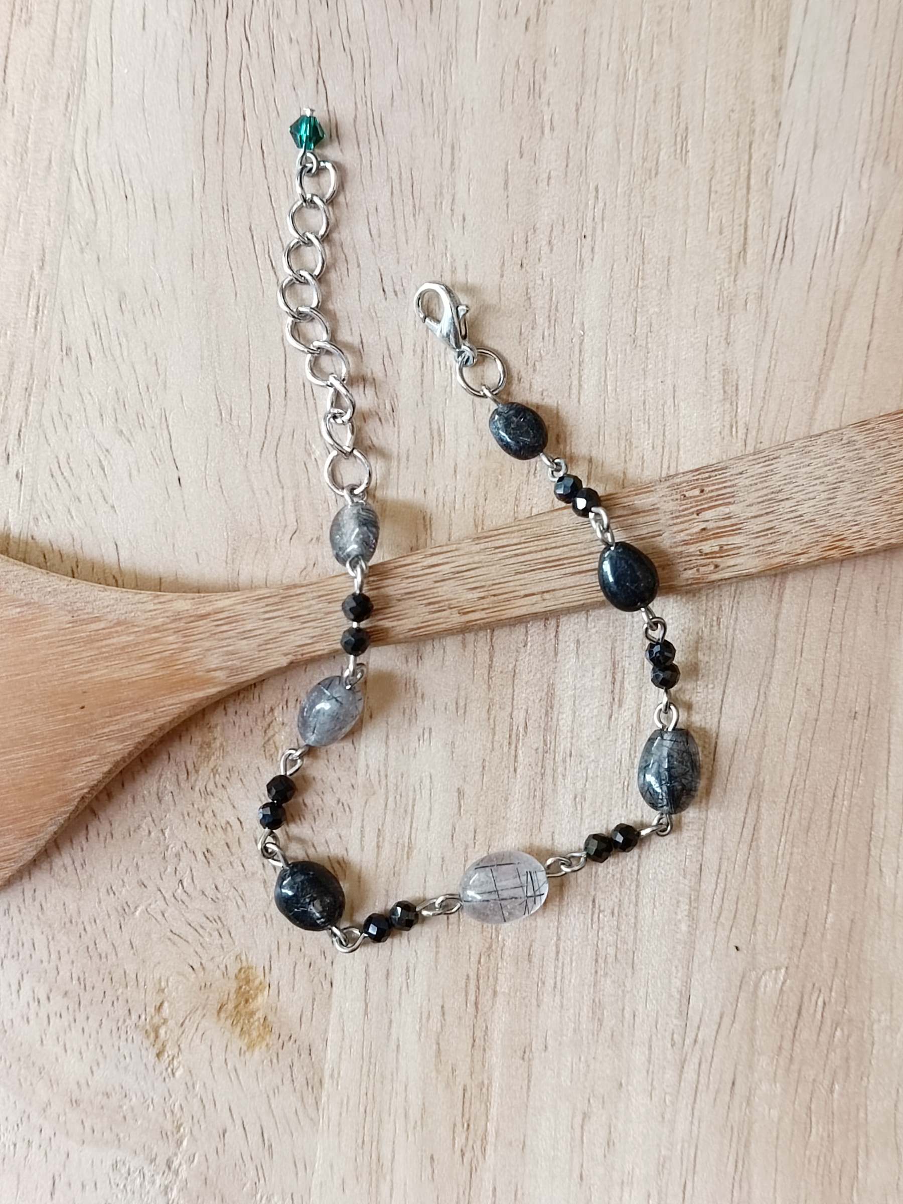 สร้อยข้อมือหินแท้ "Connected" ไหมดำ Black Rutilated Bracelet (คุ้มครอง แคล้วคลาด ค้าขาย)