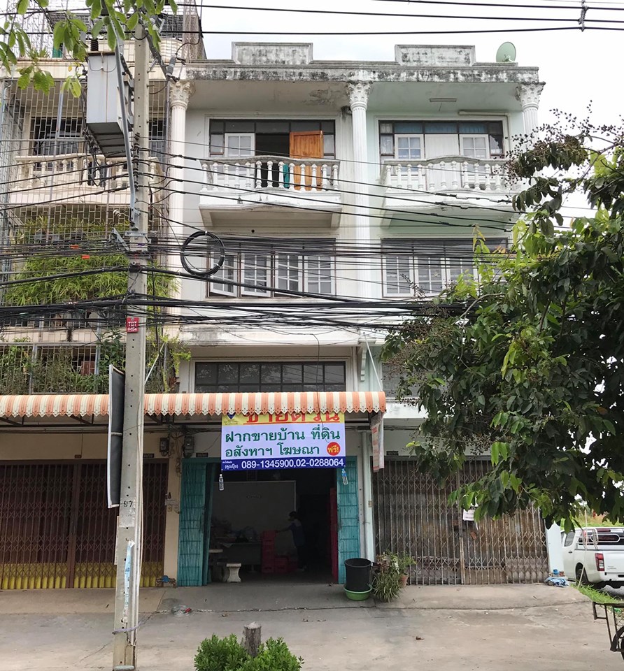 ขายตึกแถว 3.5 ชั้น ซอยเพชรเกษม48 (รหัสทรัพย์2019125) ปากซอย แยก51 แขวงบางแวก เขตภาษีเจริญ กรุงเทพ