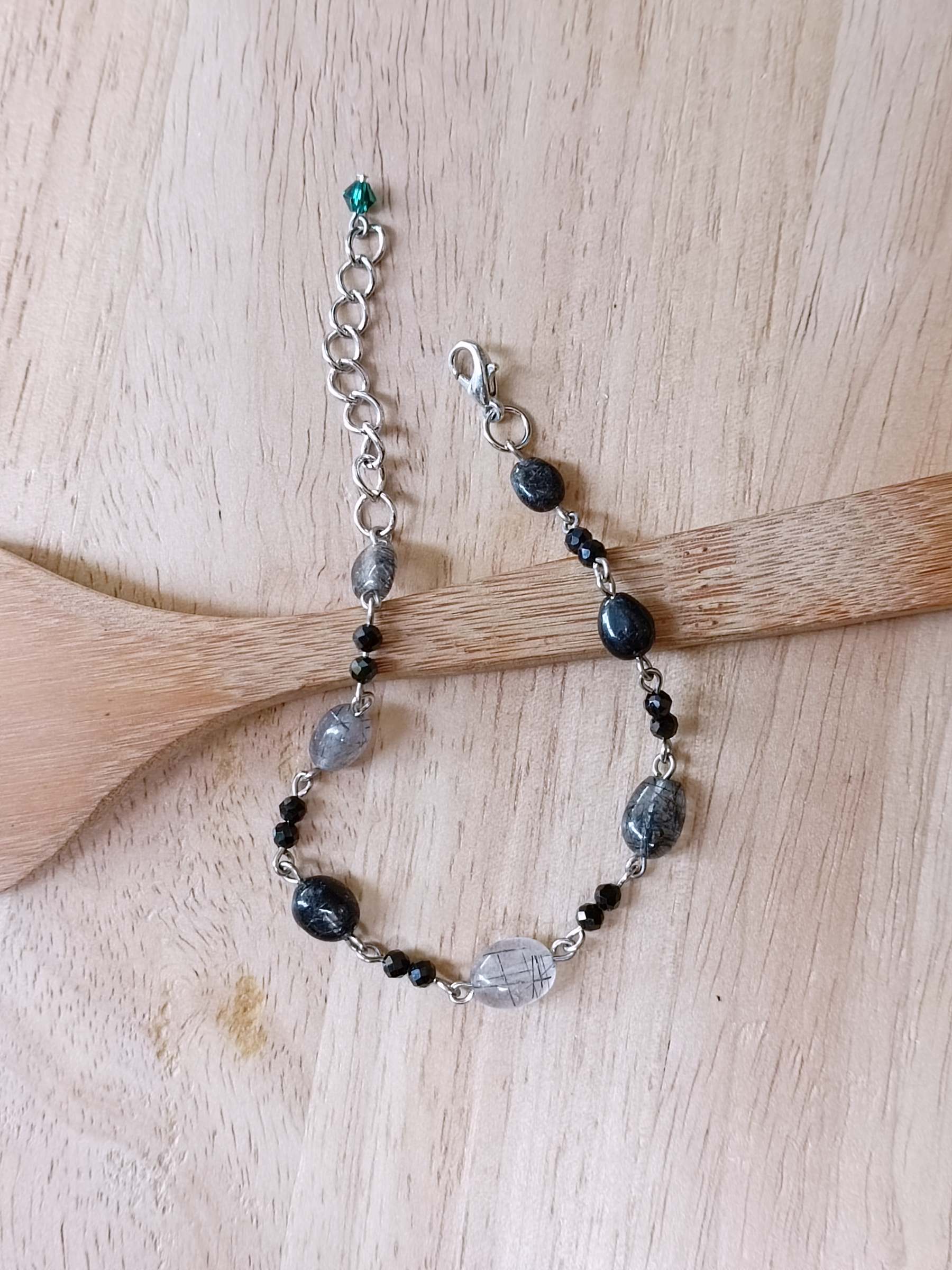 สร้อยข้อมือหินแท้ "Connected" ไหมดำ Black Rutilated Bracelet (คุ้มครอง แคล้วคลาด ค้าขาย)