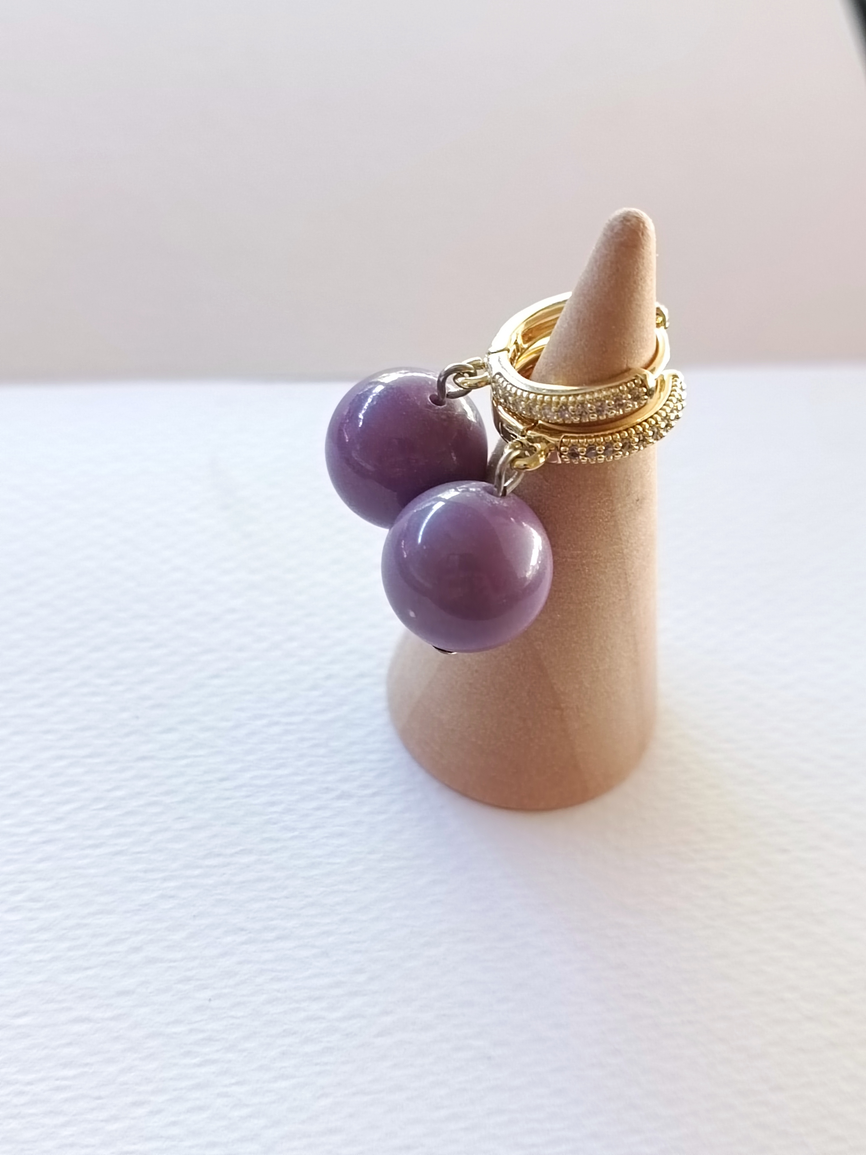 ต่างหูหินแท้ "18K" Purple Mica Quartz Earring (ปรับความสมดุลทางอารมณ์)
