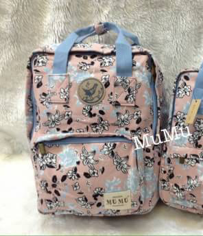 กระเป๋าเป้ผ้าสะพายหลัง mumu ลายดอกไม้ สีชมพู่ สายน้ำเงิน (Size L)