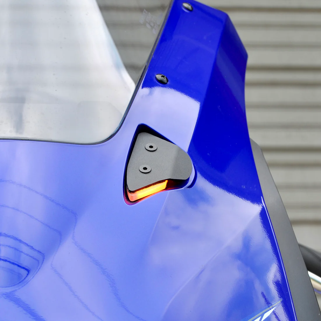 อุดกระจกไฟเลี้ยว NRC R9