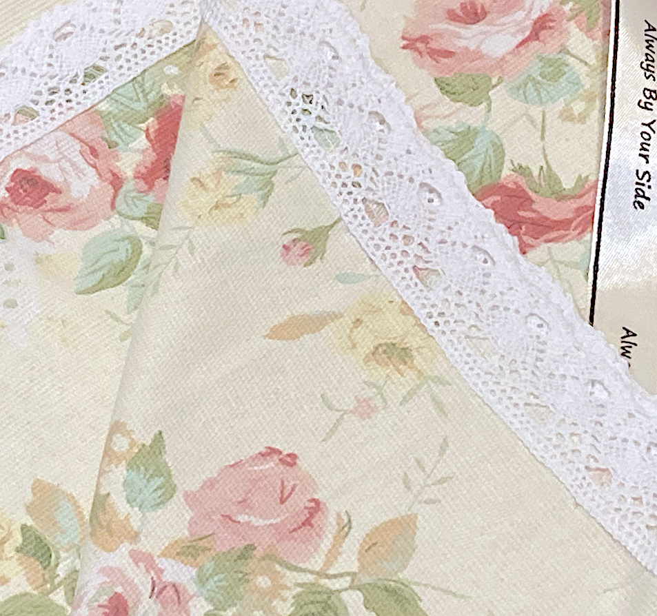 ผ้าปูโต๊ะอาหาร ผ้าปูโต๊ะลายวินเทจ 140x250 cm กุหลาบสีนวลชิฟฟ่อน