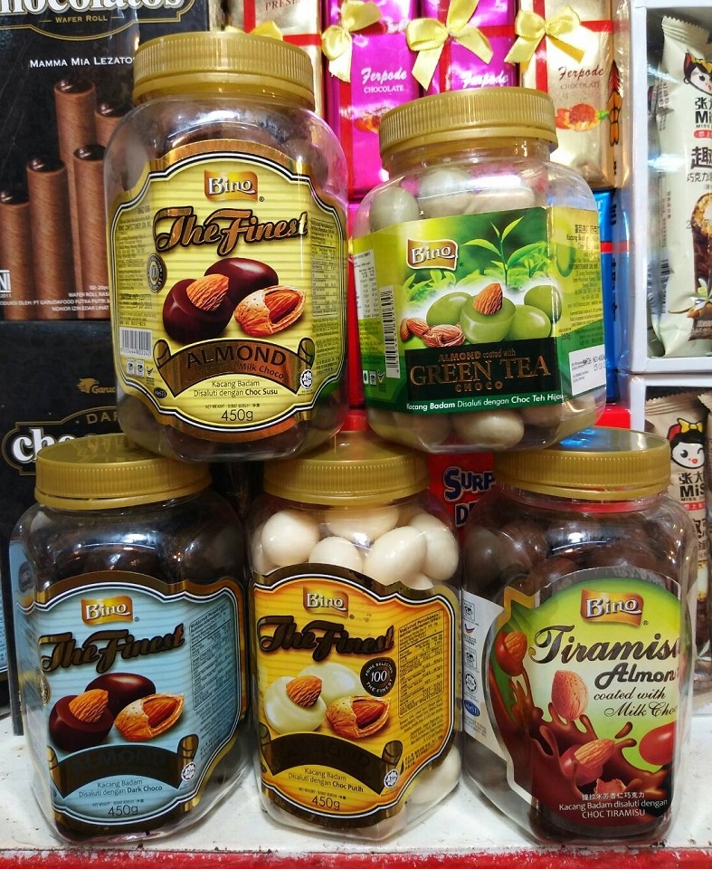 Bino ช็อคโกแลตนม (Bino The Finest Almond Coated with Milk Choco)