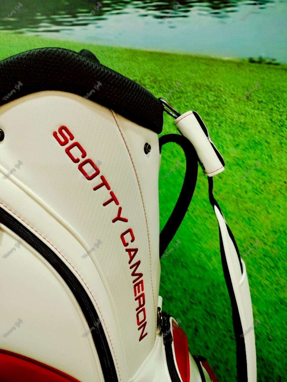 Golf Bag Scotty Cameron Tour ( PU Material ) 9.5” White-Red Color