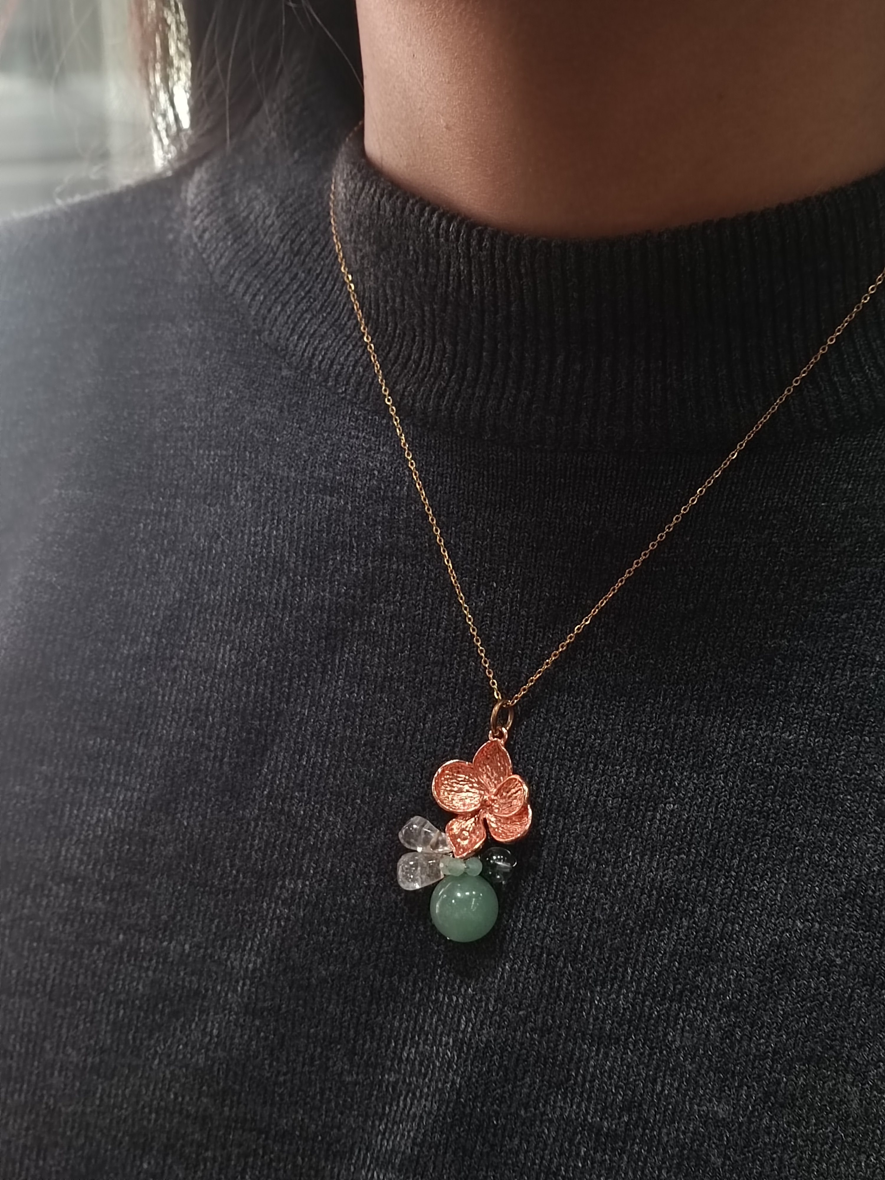 สร้อยพร้อมจี้หินแท้ "Orchid" Good Fortune Pendant Necklace (นำมาซึ่งความเป็นมงคลทั้งปวง)