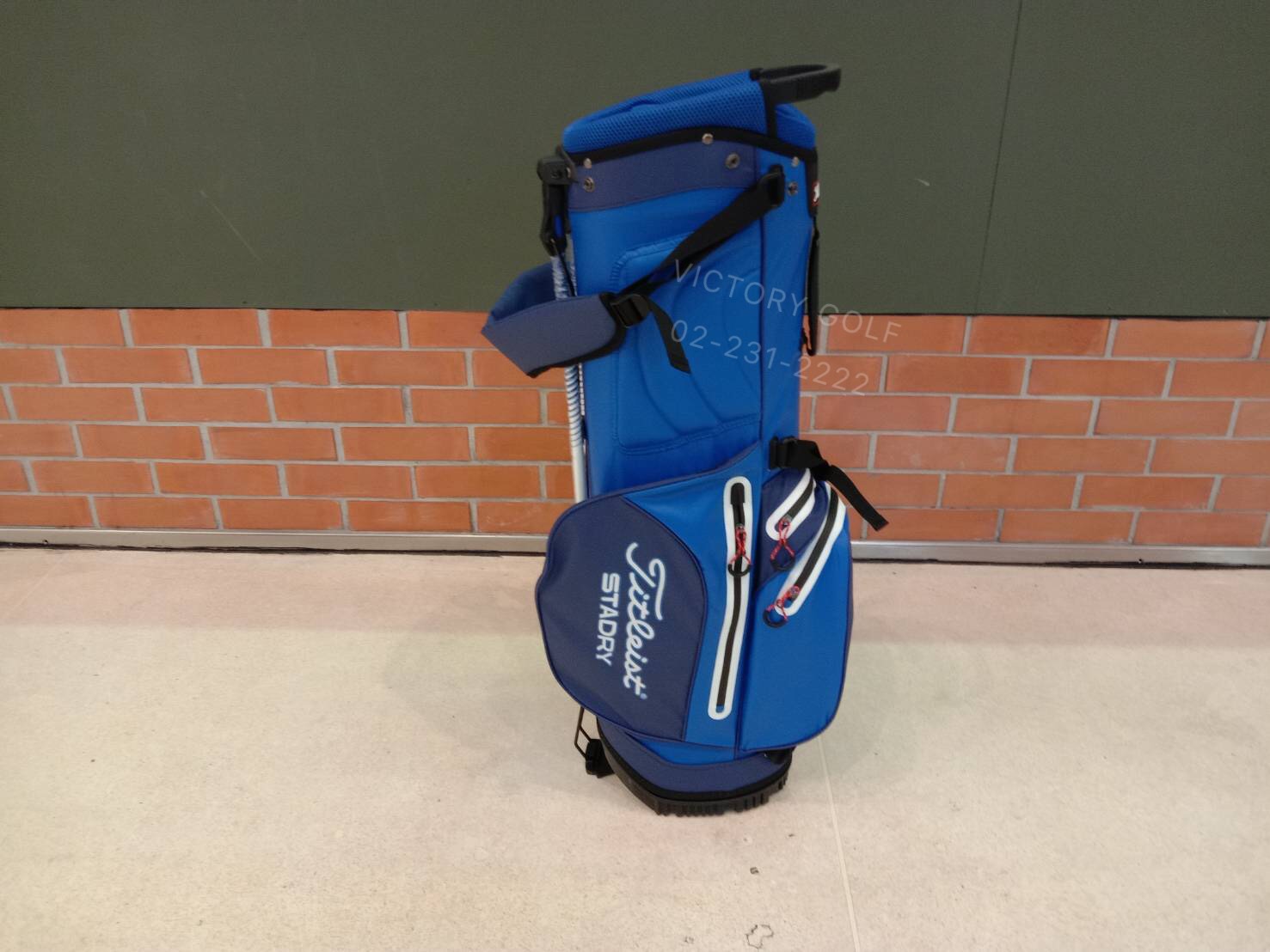 Titleist Stand Bag ( Free Delivery )