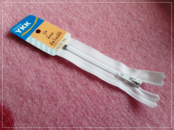 ซิปพินล็อค YKK 3 นิ้ว สีขาว
