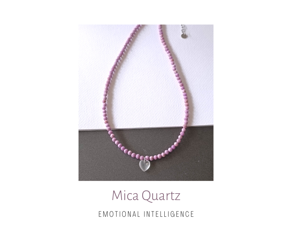 สร้อยคอหินแท้ Mica Quartz Necklace (ความสมดุลย์ทางอารมณ์)