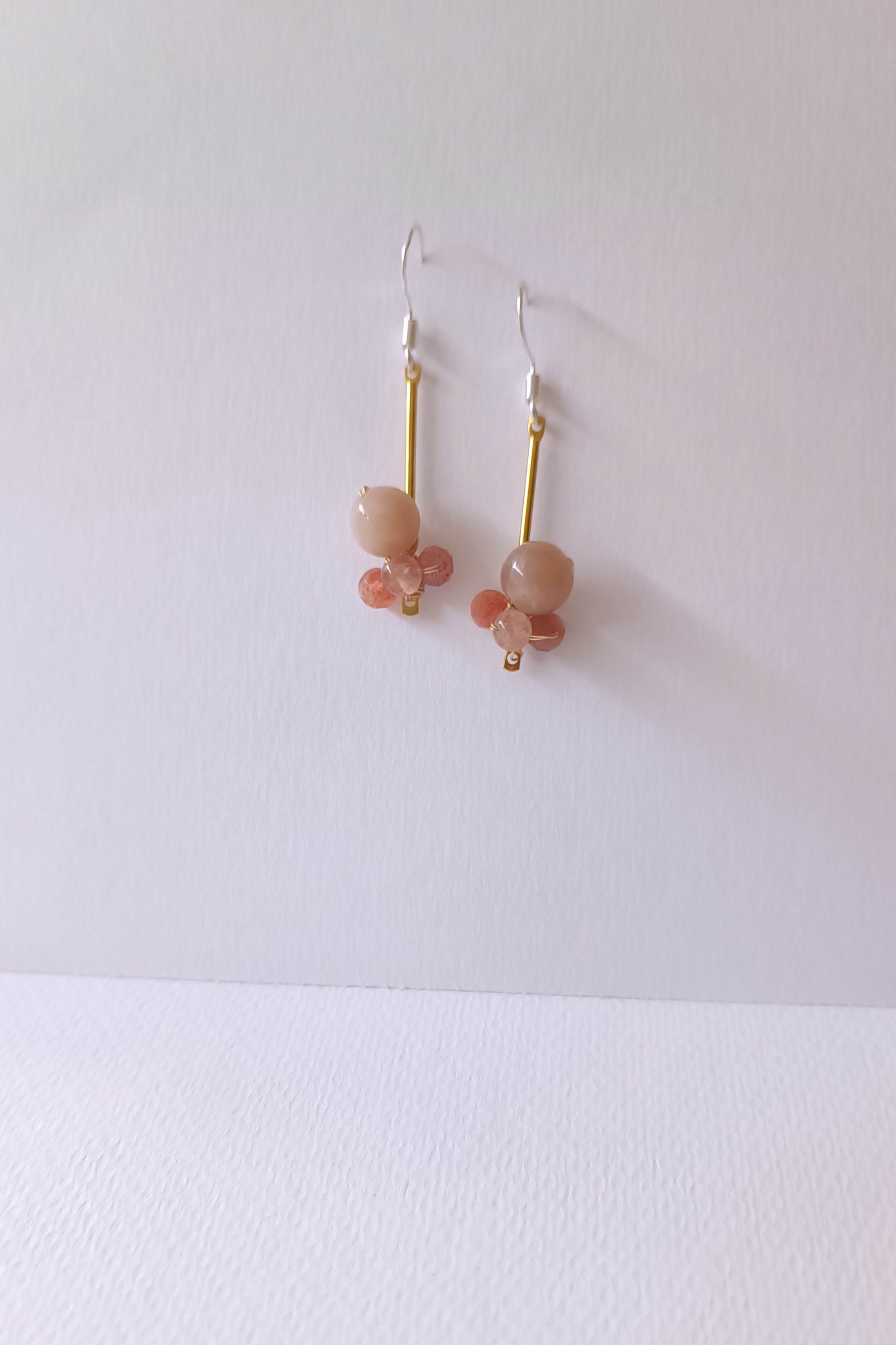 ต่างหูหินแท้ "Little Vivian" Golden Sunstone Earring (Boost Energy เสริมความเป็นผู้นำ)