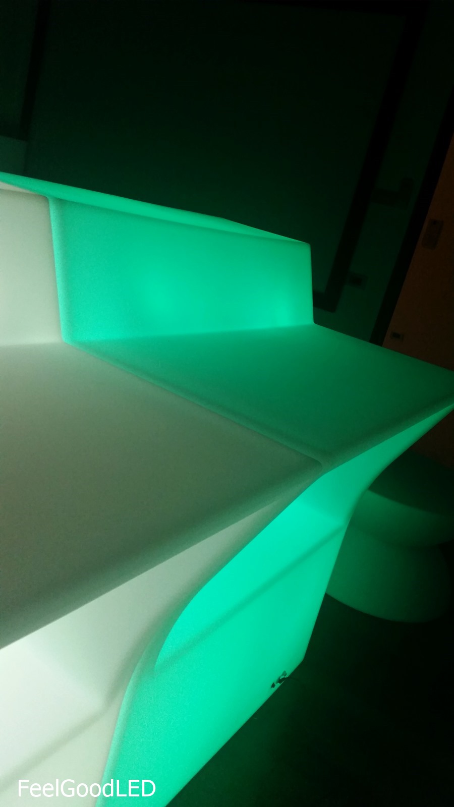 RENT/ให้เช่า: เคาน์เตอร์บาร์ LED เรืองแสง รุ่น GIN(จิน)