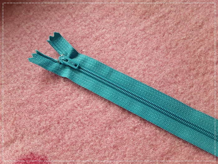 ซิปธรรมดา 8 นิ้ว สีฟ้าน้ำทะเล