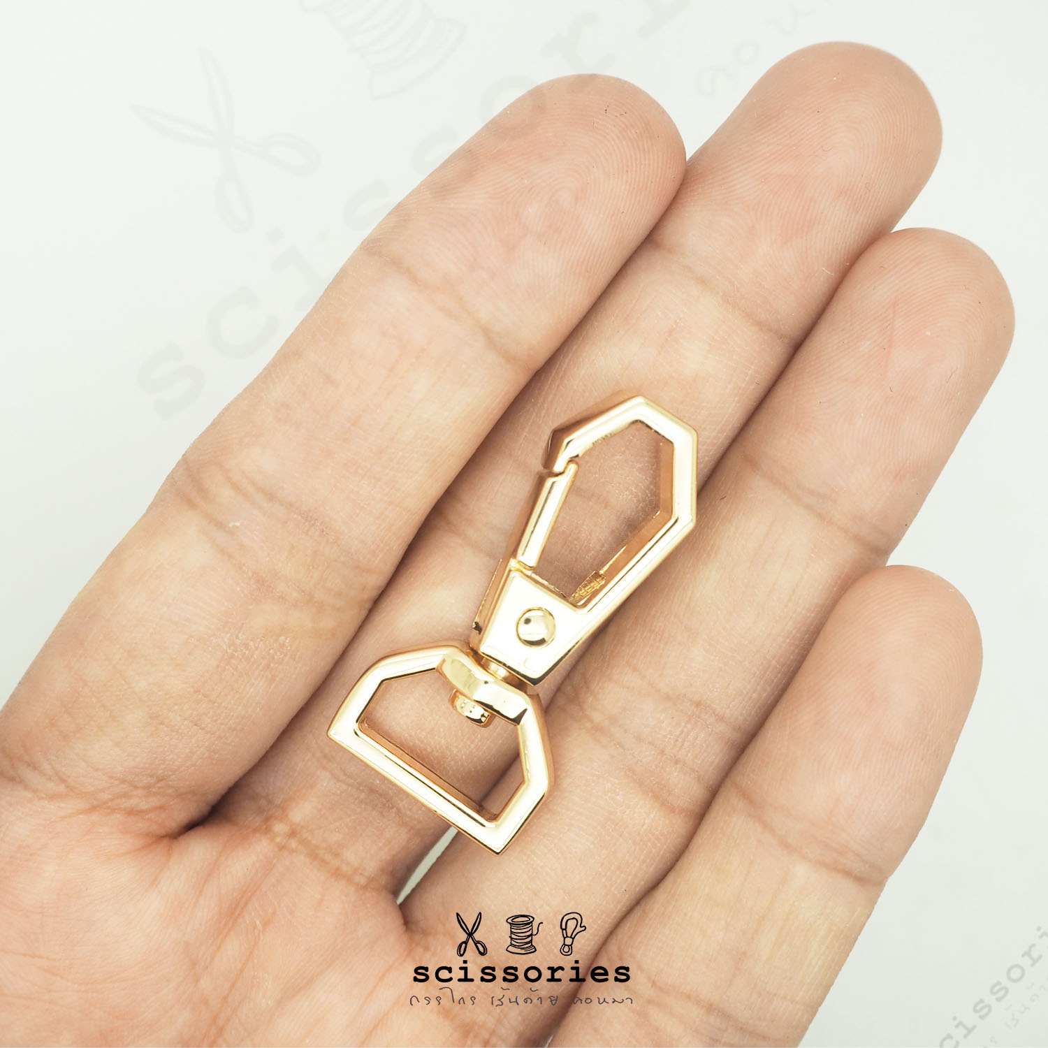 คอหมา 1.3cm 4 หุน สีทอง/2 ตัว