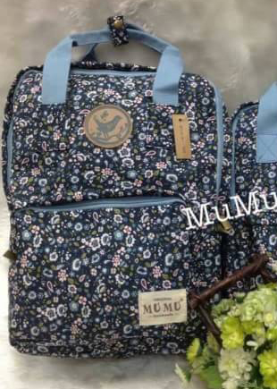กระเป๋าเป้ผ้าสะพายหลัง mumu ลายดอกไม้ สีน้ำเงิน ฟ้า (Size L)
