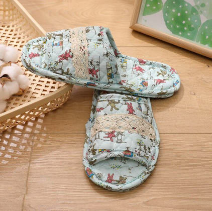 รองเท้าวินเทจ รองเท้าใส่ในบ้าน Slipper รุ่นกลาง [ไม่บางหรือหนาจนเกินไป ]ใส่สบาย น้ำนหนักเบา