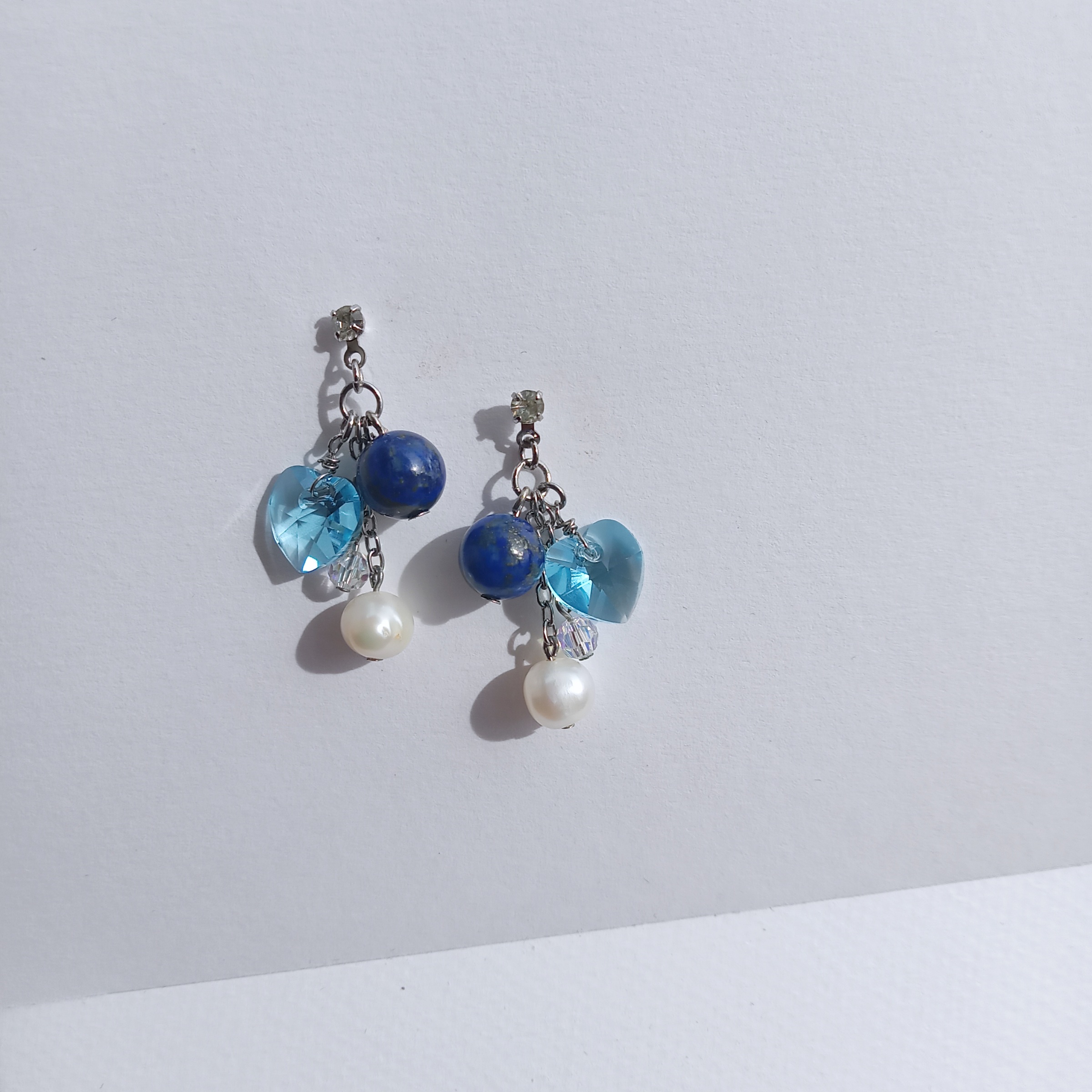 Sweetheart Collection Lapis Lazuli Earring ต่างหูลาพิส ลาซูลี่ ประดับคริสตัลหัวใจ (For Success)