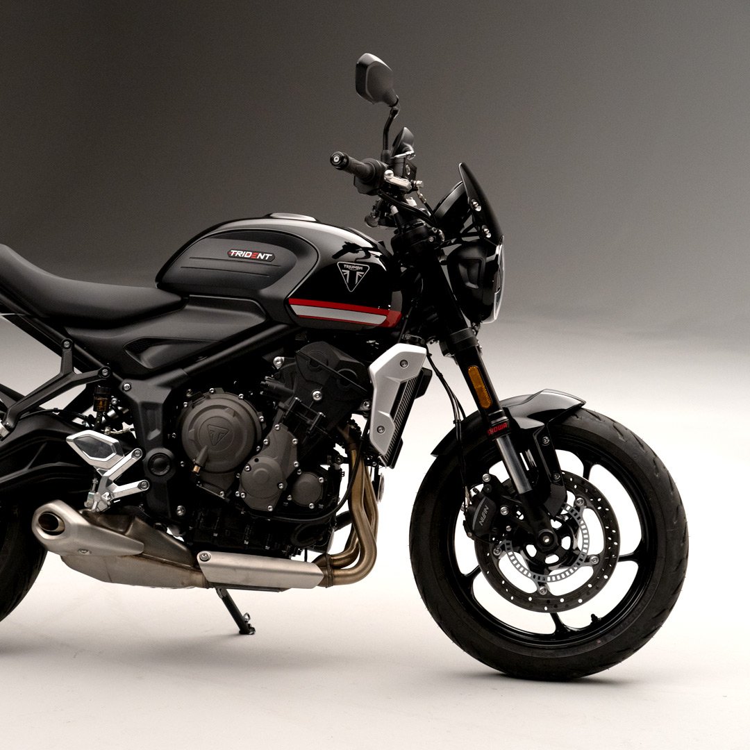 ชิวหน้า DART FLYSCREEN TRIDENT 660 ทรง PIRANHA