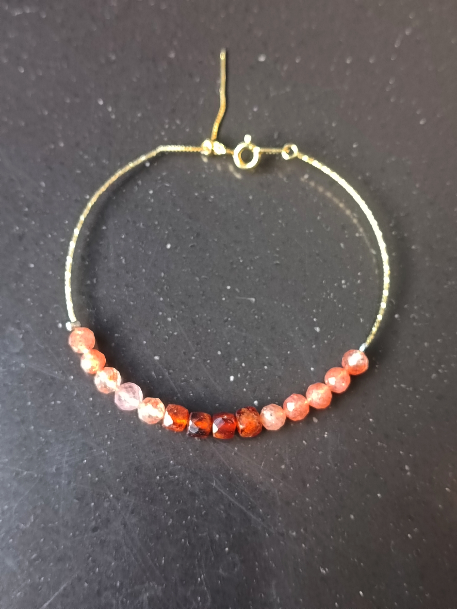 ข้อมือโชคเกอร์ เงินแท้ 92.5 ชุป14k Gold ประดับหินแท้ Sunstone + Garnet Gold Plated Sterling Silver Wire Bracelet (Boost Energy , Leadership)