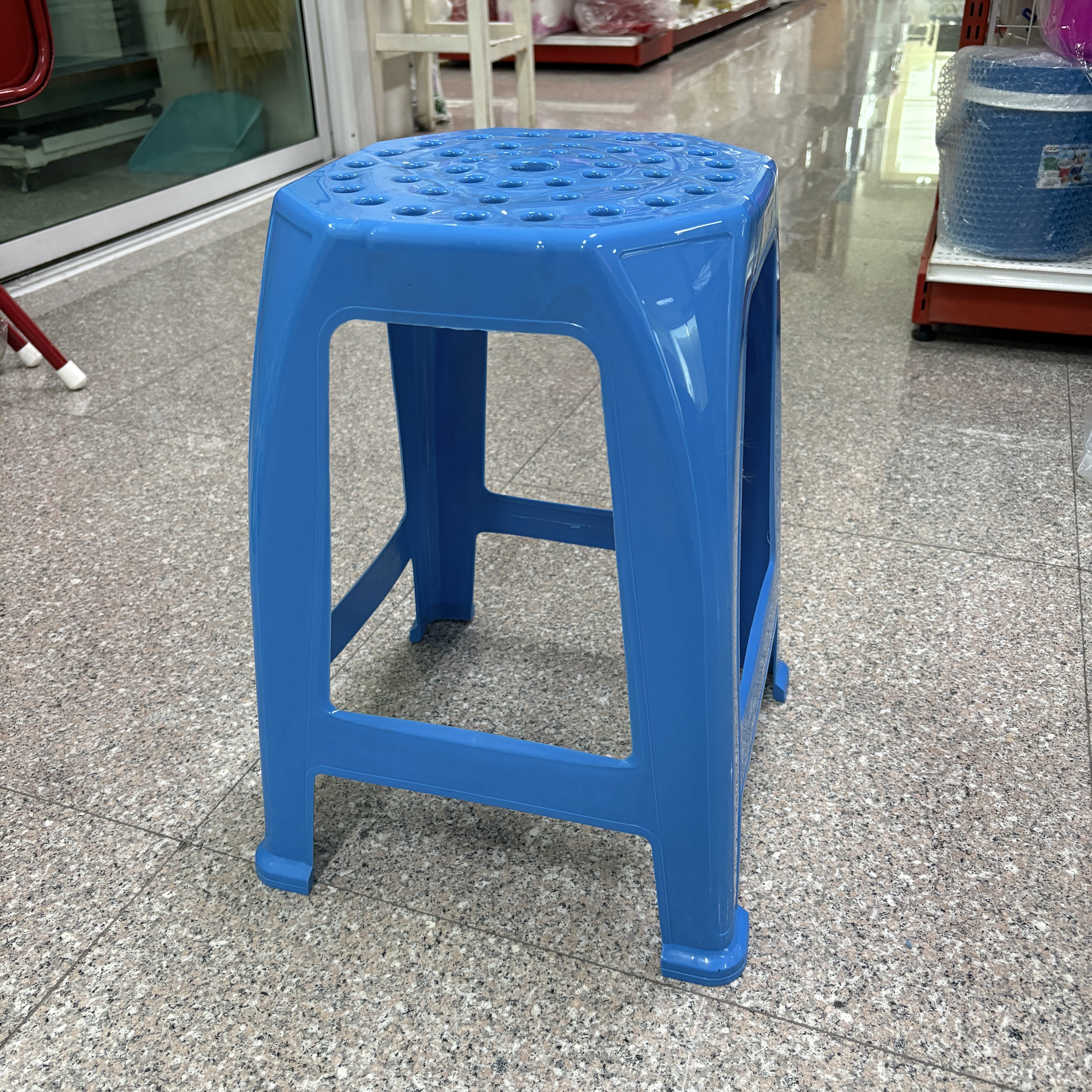 Big One เก้าอี้ พลาสติก ทรงสูง รุ่น โมเดริน์ #12-365 ขนาด 36 x 54 สูง 44 ซม.