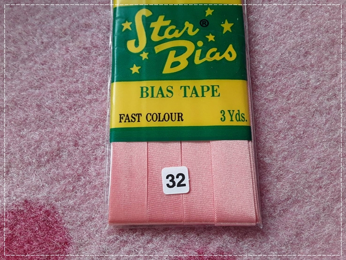 ผ้ากุ๊นซาติน สีส้มอ่อน