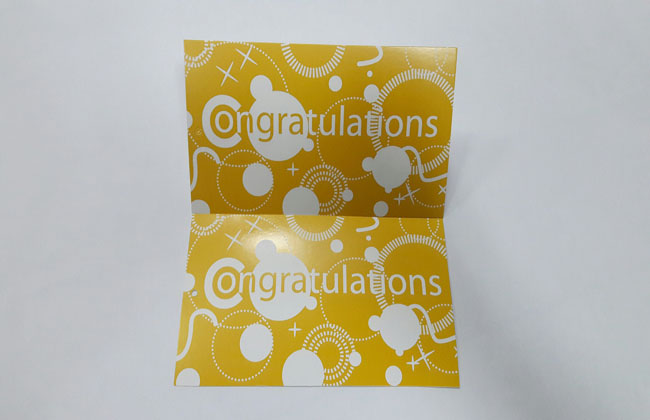 ป้ายอวยพร Congratualtions ป้ายของวัญ ป้ายห้อยสินค้าลายเหลืองขาว