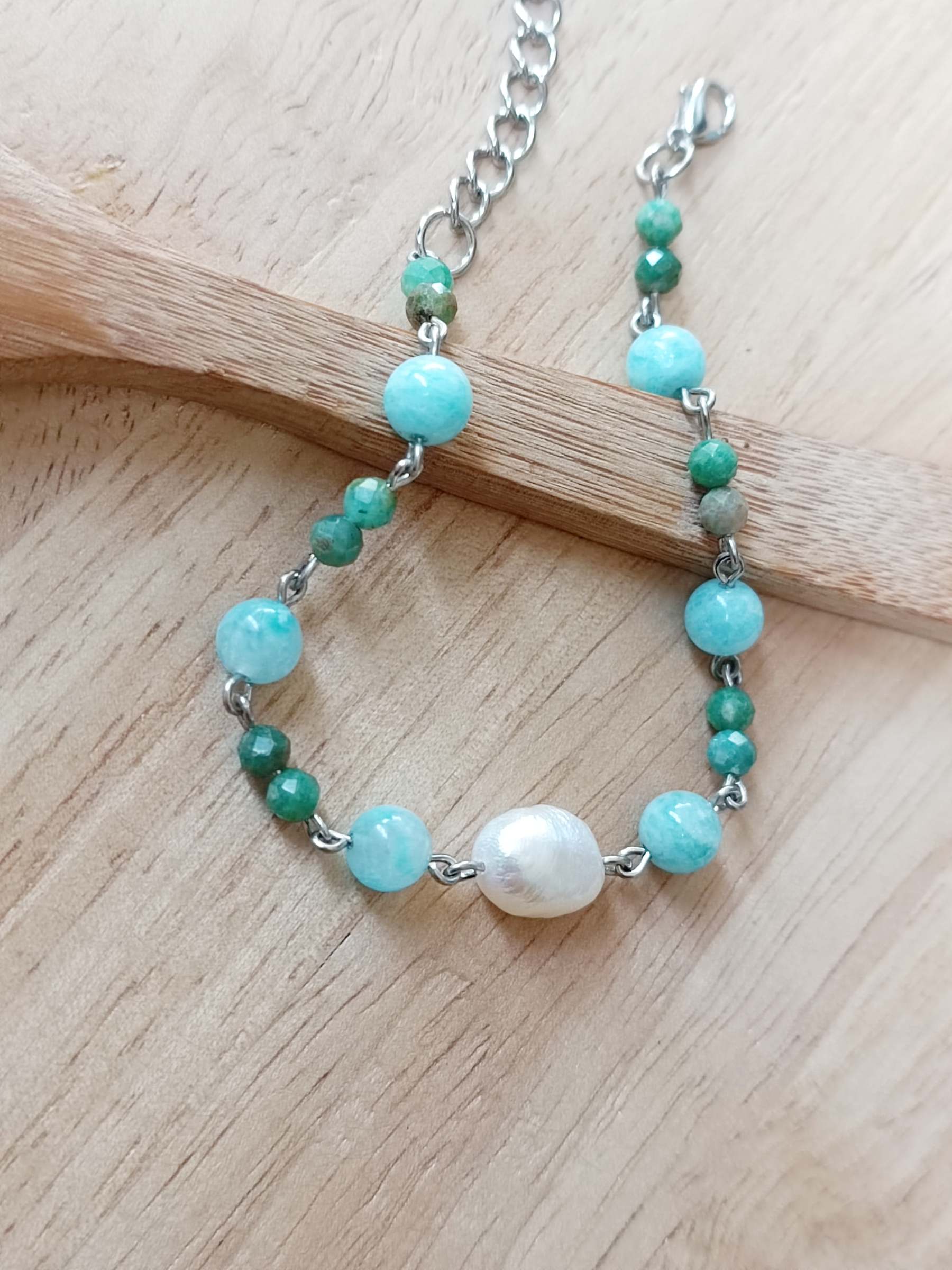 สร้อยข้อมือหินแท้ "Connected" Abundant Bracelet (Amazonite + Turquoise)