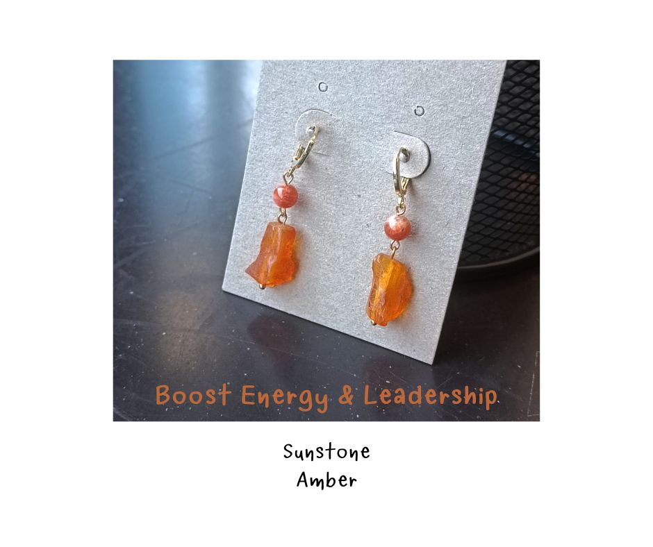ต่างหูหินแท้ "The Hoop" Amber + Sunstone Earring (ดูดกระแสเงินสด ปลุกไฟในตัวเอง)