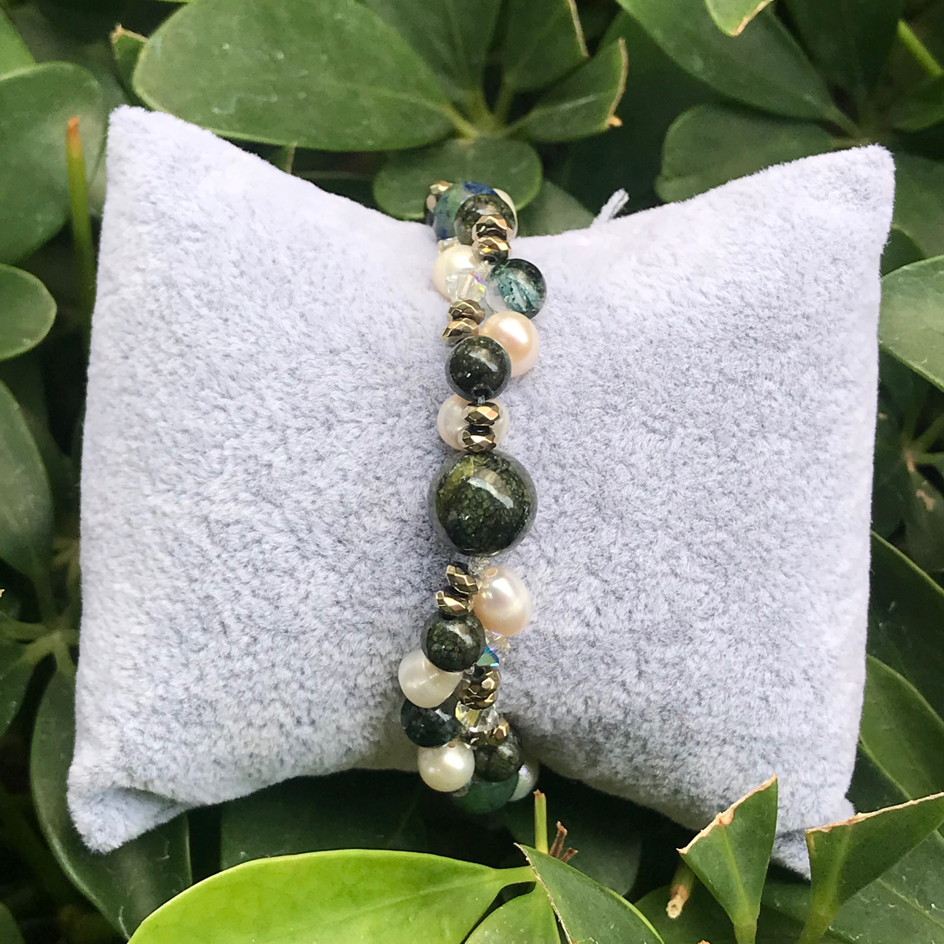 สร้อยข้อมือหินแท้ "Bobbie" Protection Bracelet (Serpentine+Pyrite)