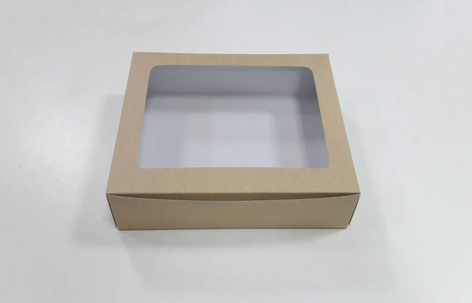 กล่องขนม กล่องเค้กโบราณ กล่องชิฟฟ่อน ขนาด 19x25x6 ซม.กล่องทาร์ตไข่ สีคราฟท์หน้าขาวหลังน้ำตาลอ่อน ราคา 290 บาทต่อแพ็ค (20 ใบต่อแพ็ค)