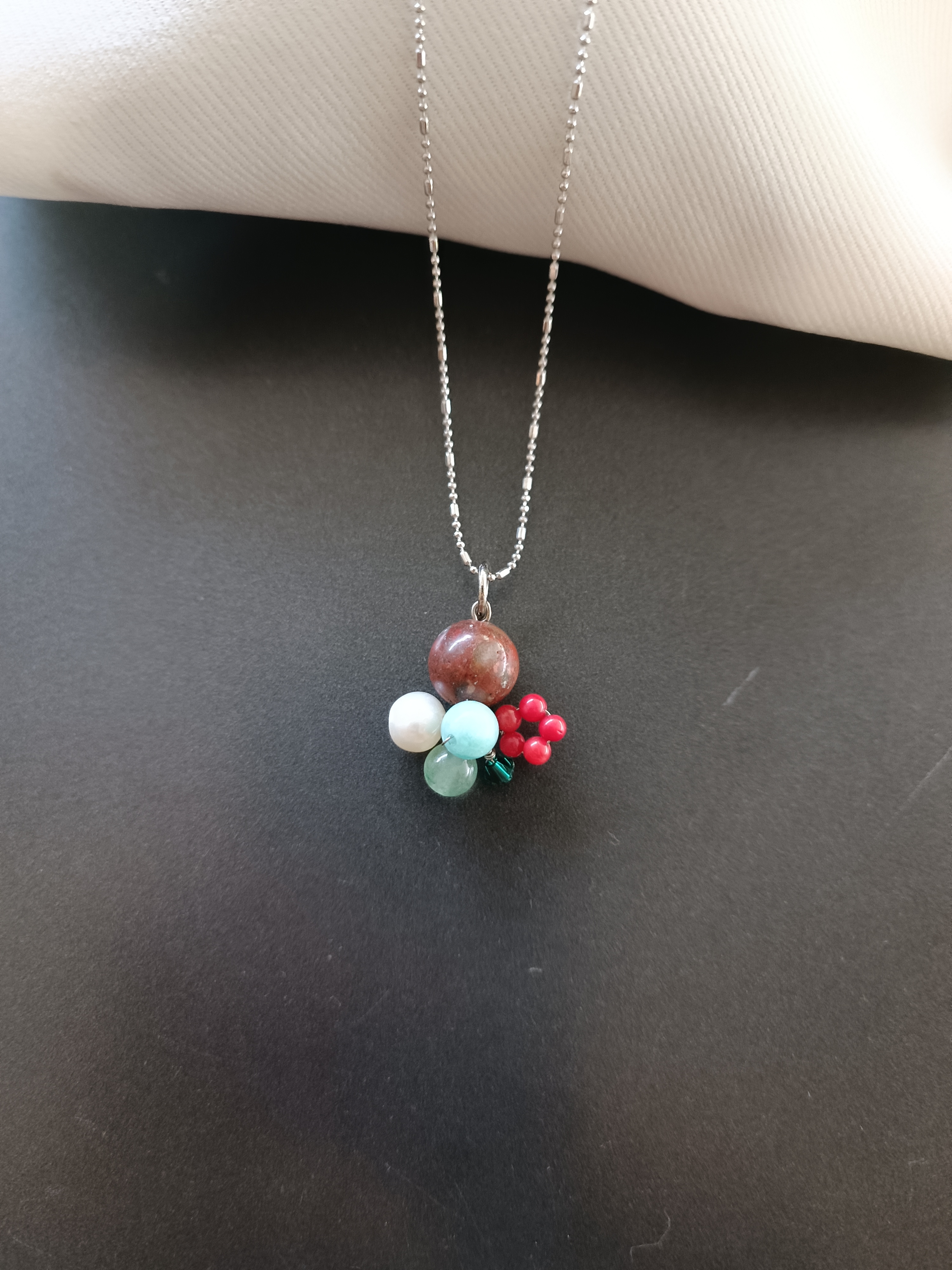 สร้อยพร้อมจี้หินแท้ "Bracciated Jasper Pendant Necklace (Root Chakra , เสริมกำลังใจ)