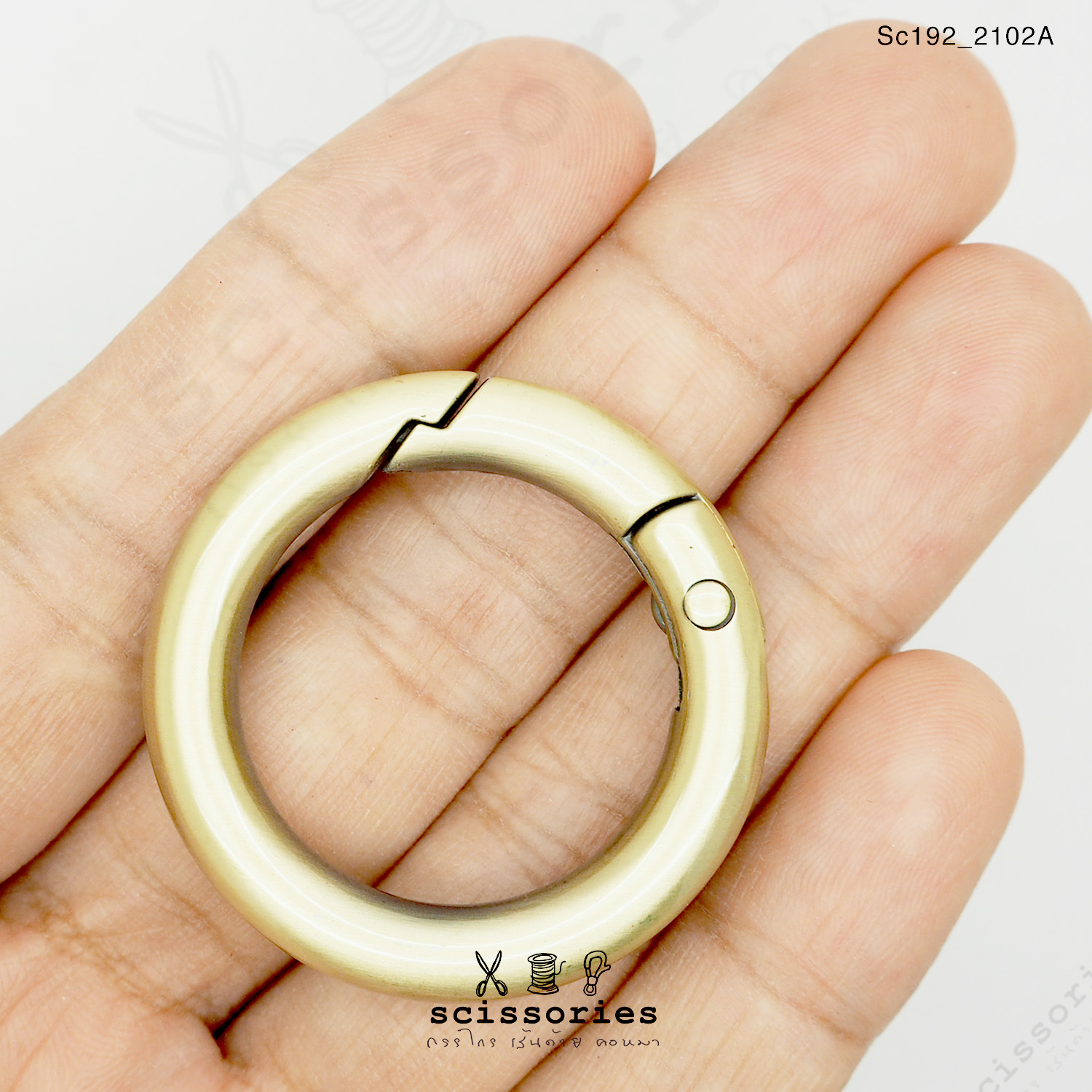 ห่วงกลม 1 นิ้ว ง้างได้ สีเหลืองปัด 2ตัว