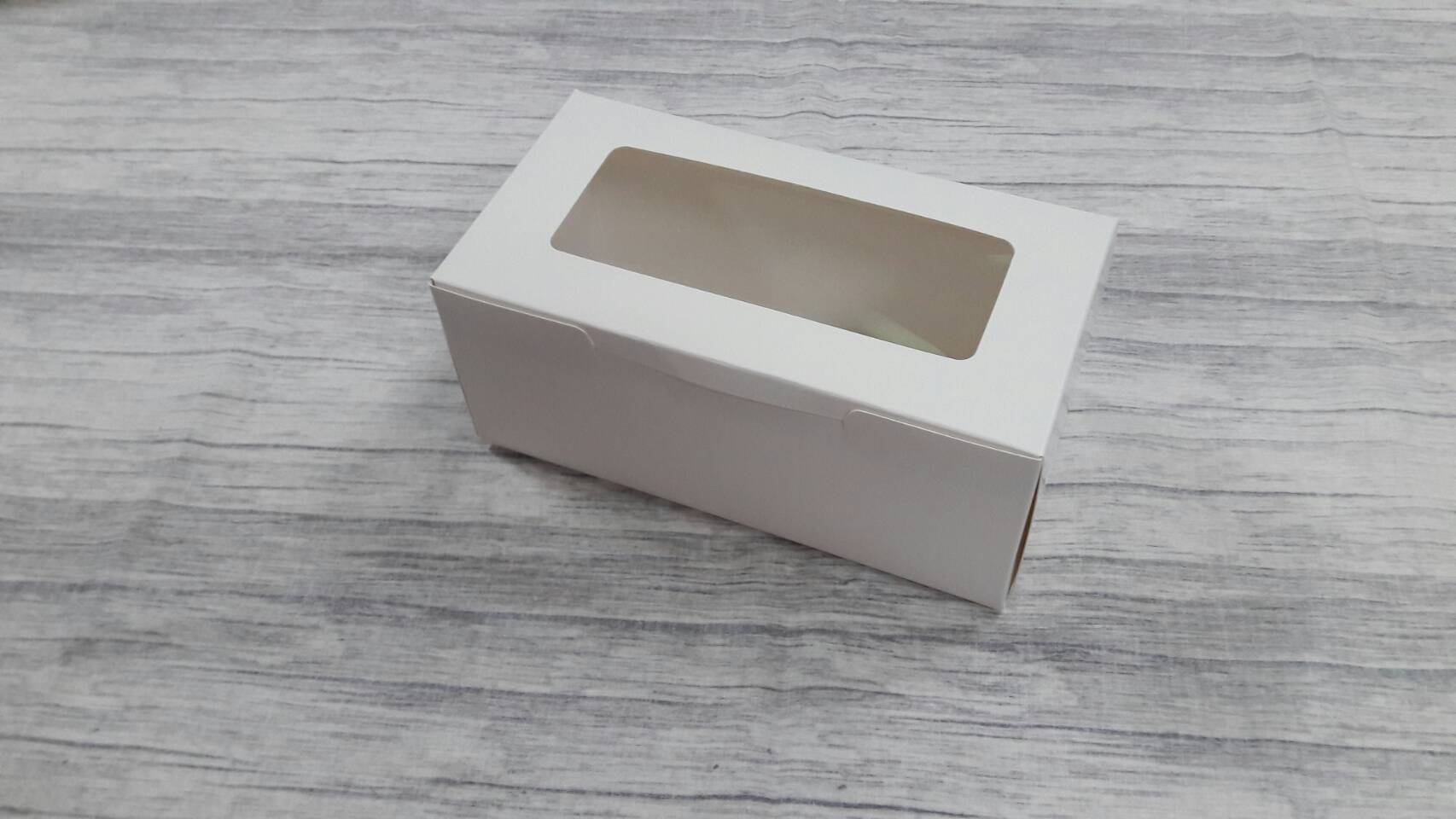 กล่องขนม กล่องเค้ก กล่องคัพเค้ก กล่องชิฟฟ่อน กล่องช้อคโกแล็ต กล่องคุ๊กกี้ กล่องไม่มีหน้าต่าง (หน้าต่างพลาสติก) ขนาด 9.5x18x7.8ซม.สีขาว (ราคา 170 บาทต่อแพ็ค (20 ใบ)