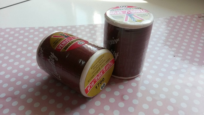 ด้ายวีนัสเบอร์ 1700 สีน้ำตาลแดง