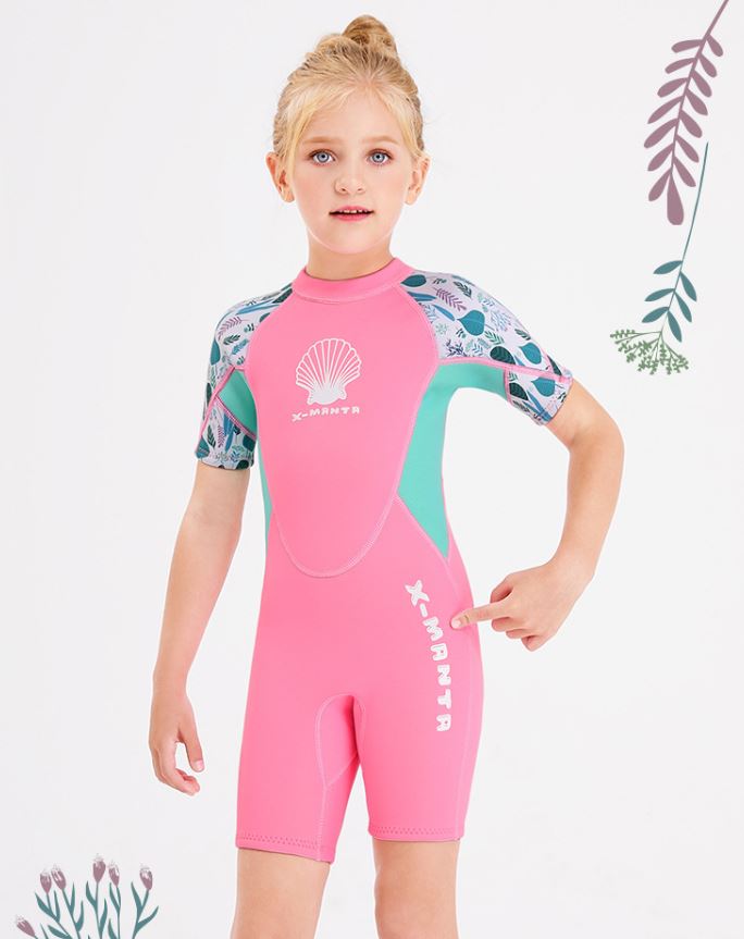 ชุดว่ายน้ำเด็กป้องกันหนาว ป้องกัน UV ช่วยรักษาอุณหภูมิขณะอยู่ในน้ำ เป็นชุดbodysuitแขนสั้นขาสั้น