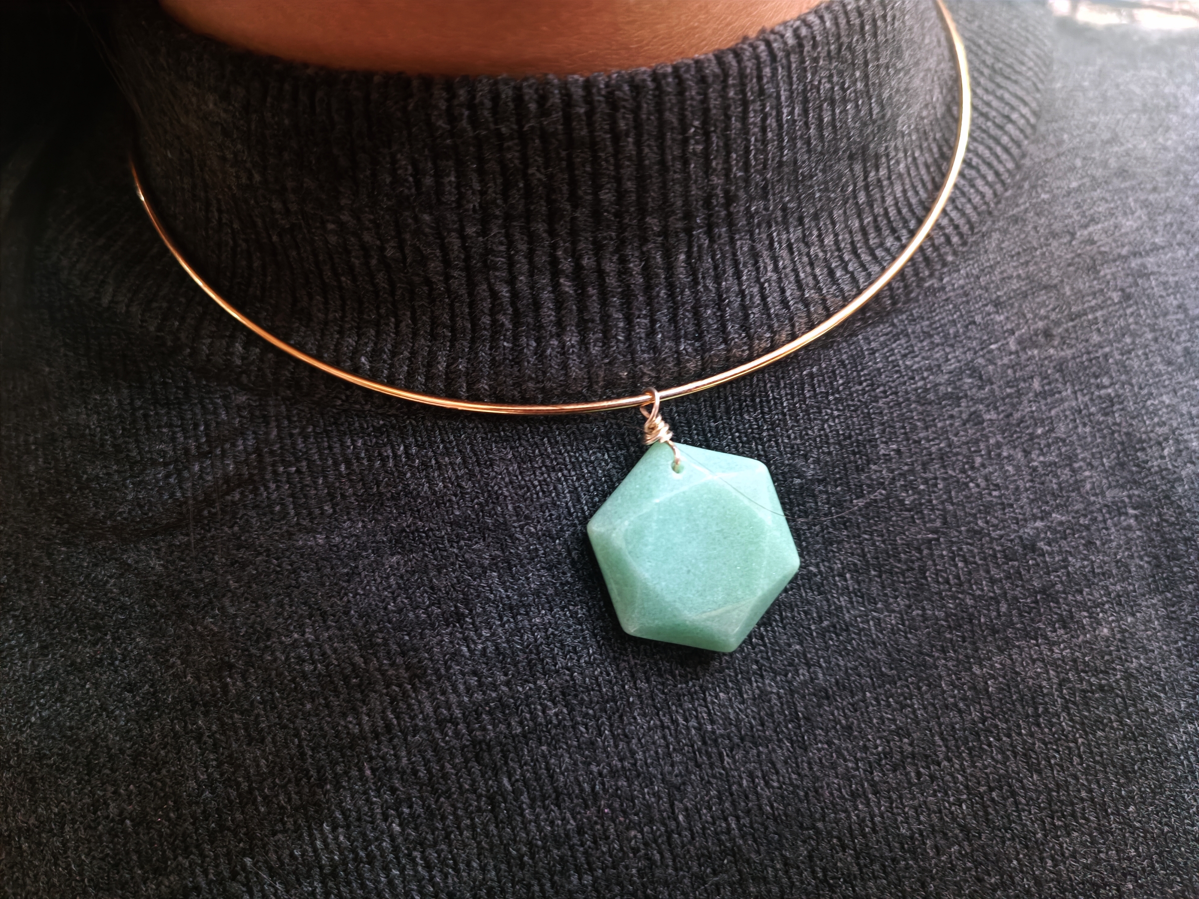 สร้อยWire Collar พร้อมจี้ Green Aventurine Choker Necklace (ความรุ่งเรือง และโชคลาภ)
