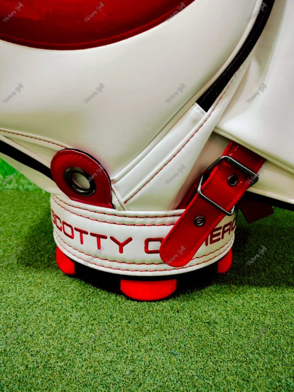 Golf Bag Scotty Cameron Tour ( PU Material ) 9.5” White-Red Color