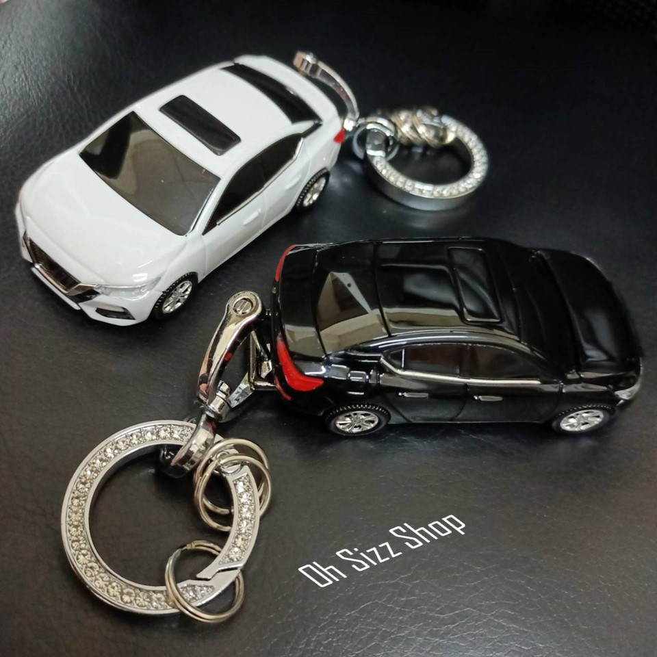 เคสรีโมทรถยนต์ Nissan Car Model Key Case แบบเคสรถยนต์ (Car Shape) วัสดุ ABS LED Key Chain, Diamond Key Chain Almera , March,X-Trail,Navara,Juke ,Note,Pulsar,Livina,Teana,Murano,Tida Smart Key 2 , 3 และ 4 ปุ่ม Smart Key Nissan 14 Generation