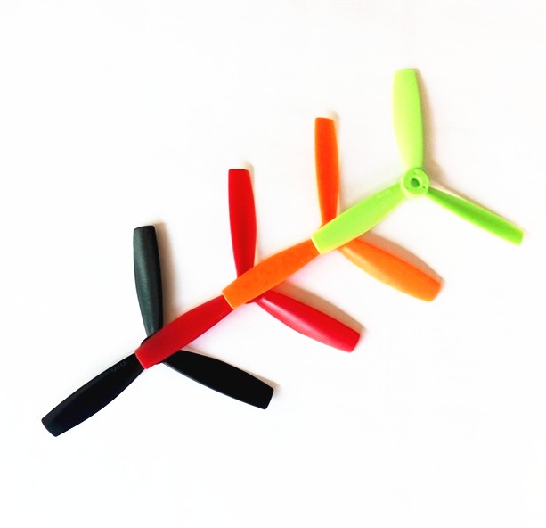 Original 4045 5045 Three 3-Blade L/R CW CCW Propeller For Multi Copter Quadcopter (2 pairs )