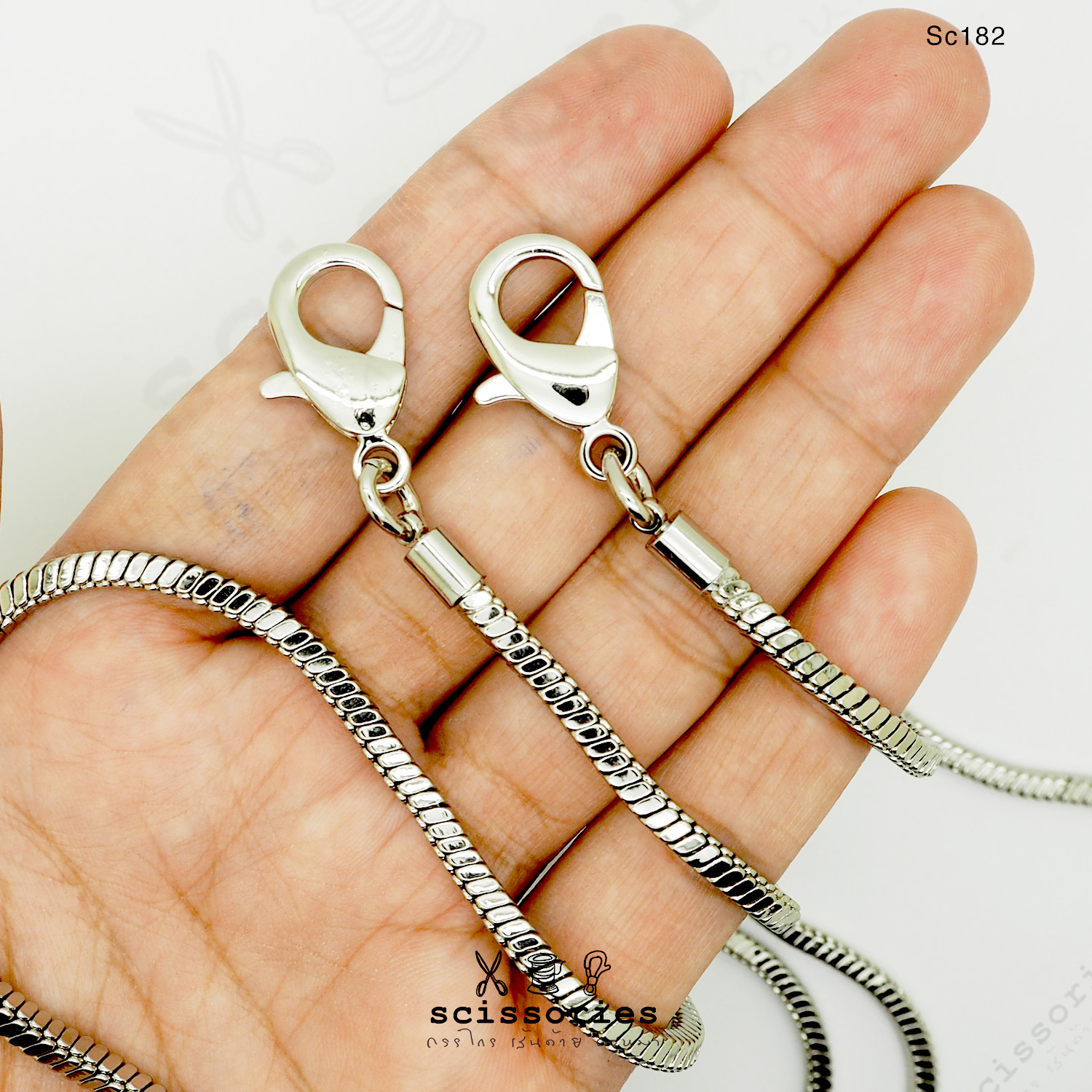 เส้นโซ่ 3.2 พร้อมตัวเกี่ยว สีเงิน