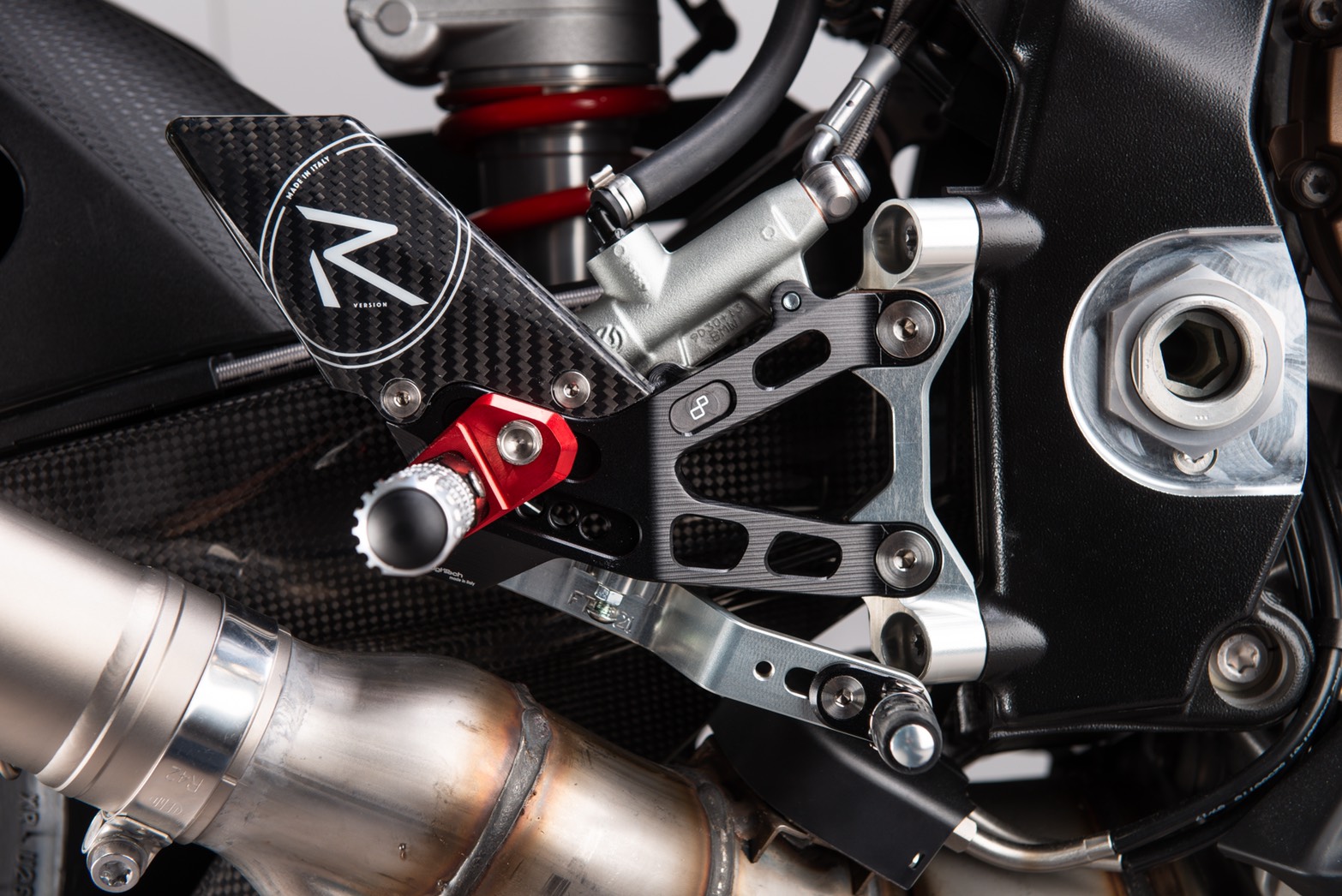 พักเท้า LIGHTECH R VERSION S1000RR 2020+