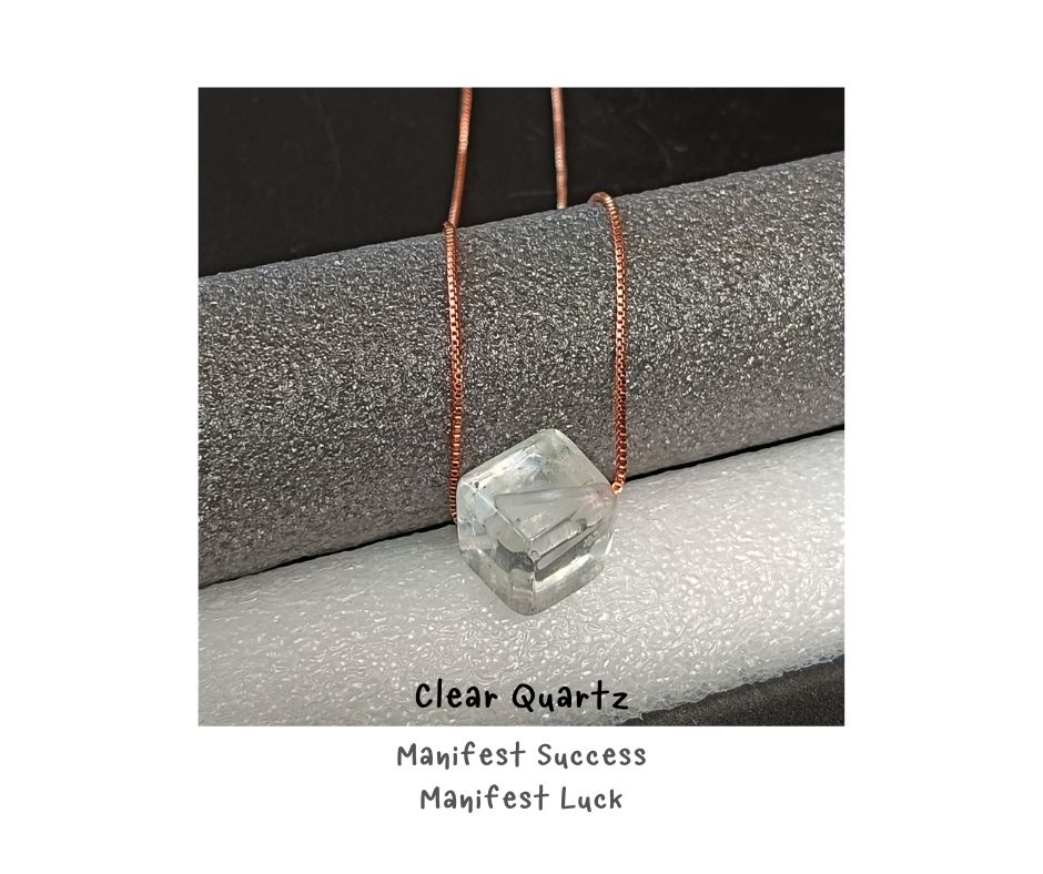 สร้อยคอ "Lak Lak " หินแท้ Clear Quartz Necklace (หินอธิษฐาน การเยียวยา ความสำเร็จ)