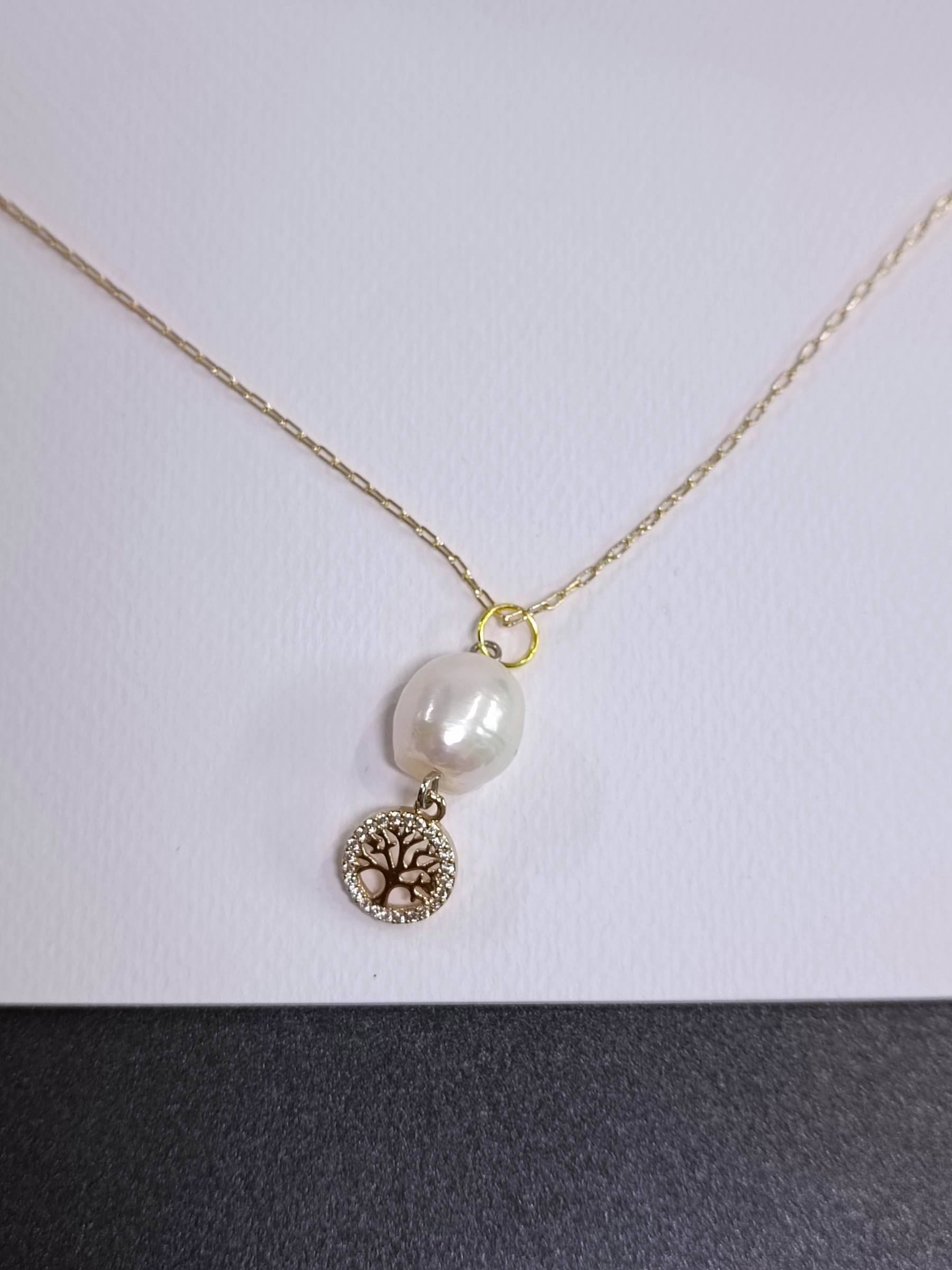 สร้อยคอจี้มุกแท้ทรงบารอค Baroque Pearl Necklace