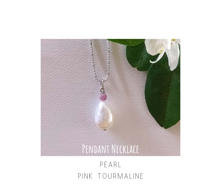 สร้อยคอจี้ไข่มุกแท้ทรงบารอค Baroque Pearl +Pink Tourmaline Necklace