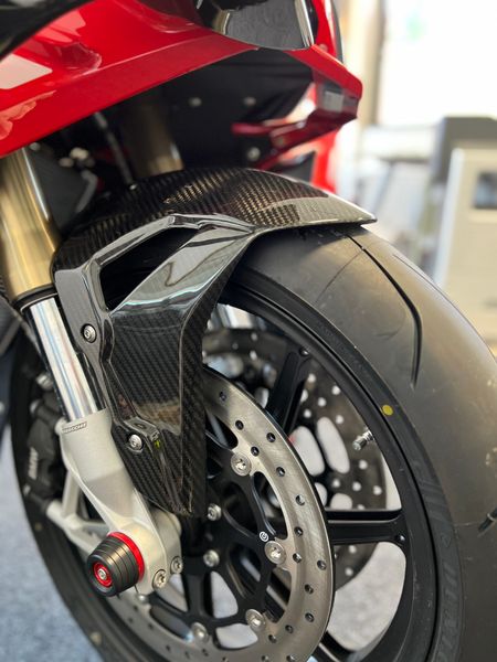 บังโคลนหน้า CARBON WORD S1000RR 2020+